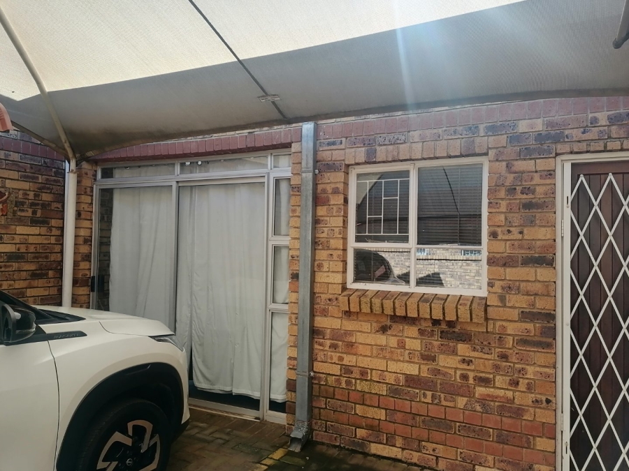 To Let 3 Bedroom Property for Rent in Hospitaalpark Free State